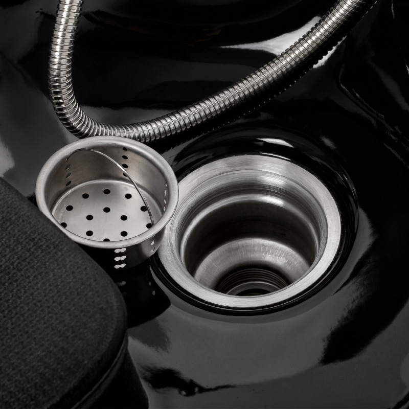 KADERNÍCKY UMÝVACÍ BOX OMEGA MARIANA čierny 12