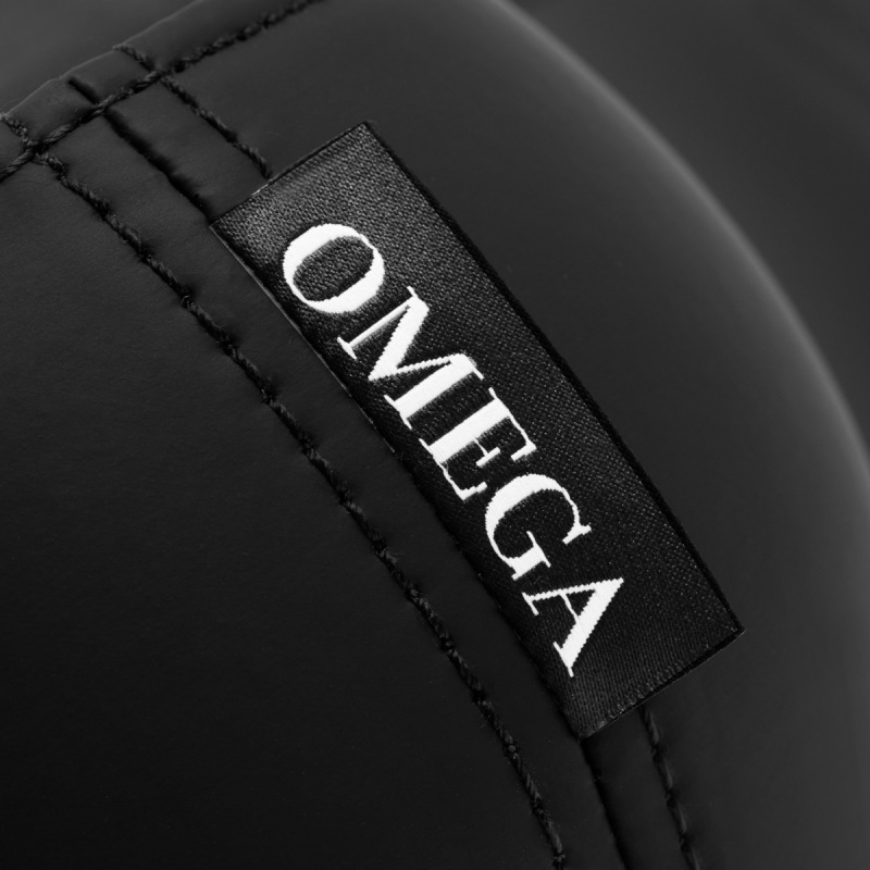 Omega Supremo – Otočná stolička čierna 2